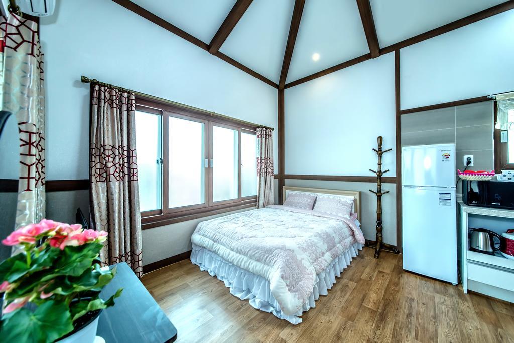 Willa Jeju Myung House Seogwipo Zewnętrze zdjęcie